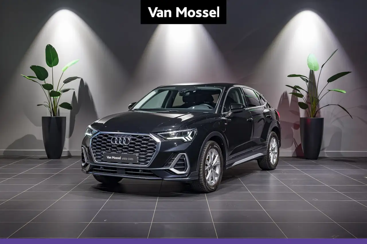 Audi Q3 Sportback 45 TFSI e S tronic S-LINE LEDER ZETE