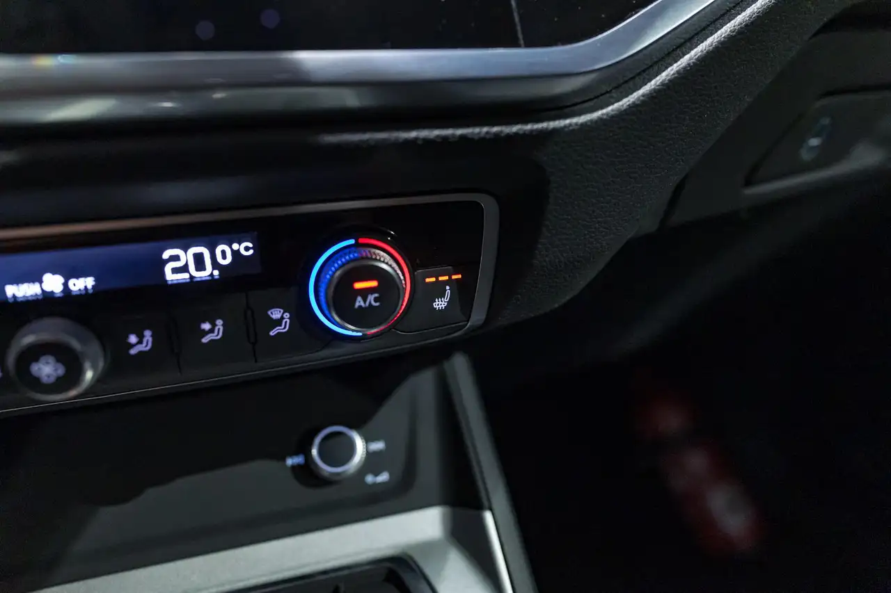 Audi Q3 Sportback 45 TFSI e S tronic S-LINE LEDER ZETE, миниатюра 25
