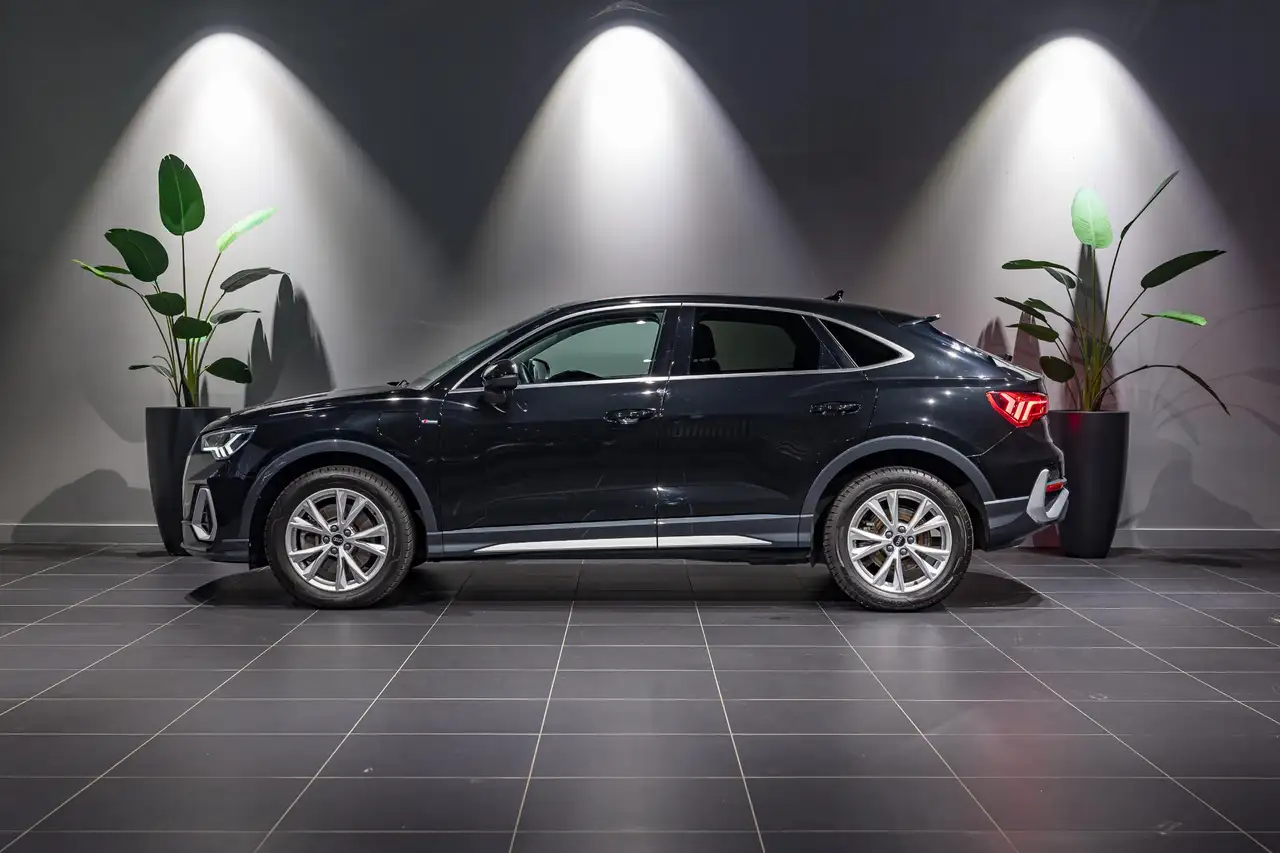 Audi Q3 Sportback 45 TFSI e S tronic S-LINE LEDER ZETE, миниатюра 4