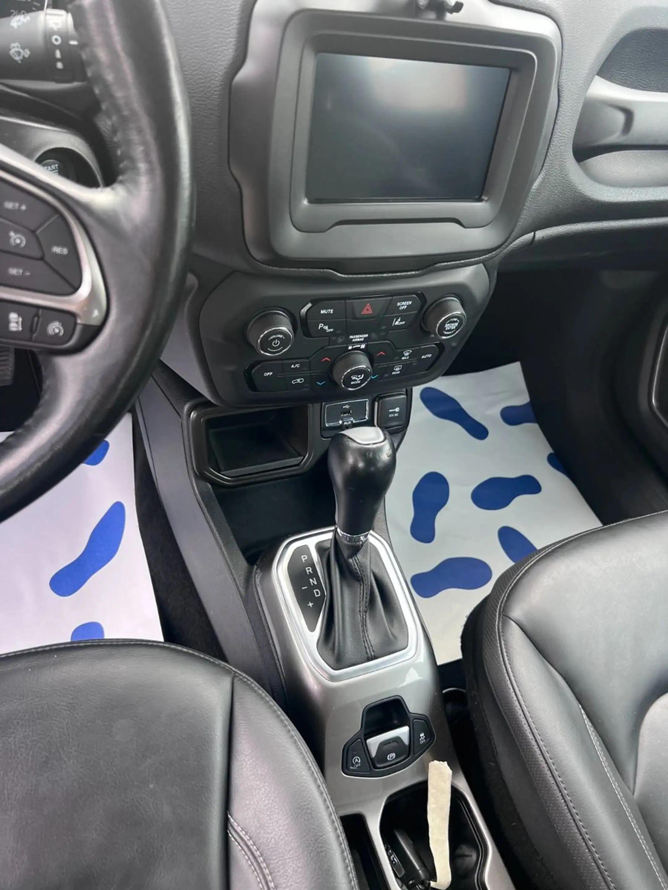 Jeep Renegade Limited FWD Xenon Kamera Automatik — photo 15