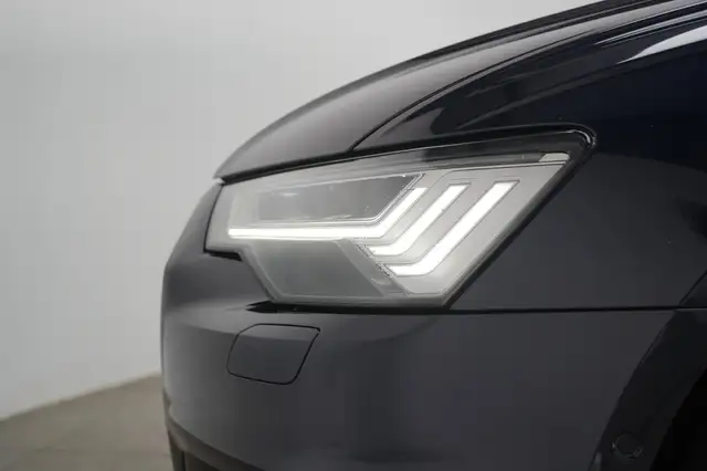 Audi A6 view 15
