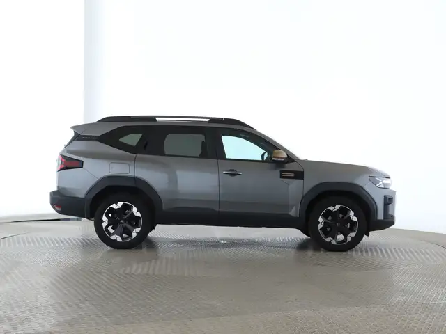 Dacia Bigster view 8