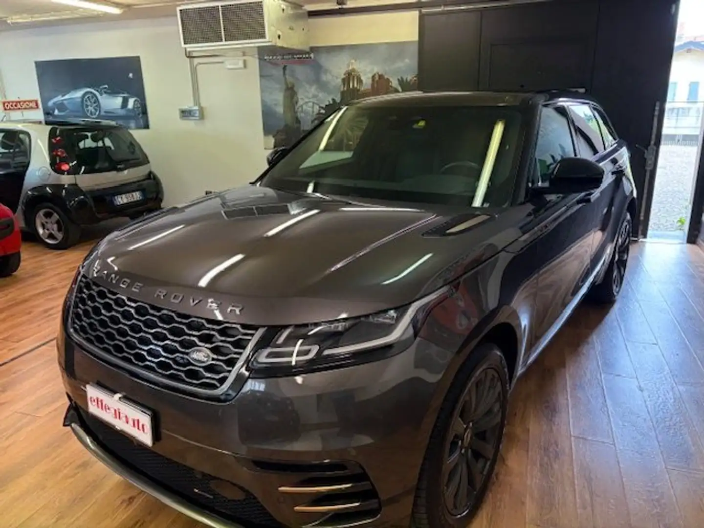 Land Rover Range Rover Velar Range Rover Velar 2.0d i4 mhev R-Dynamic HSE 4wd Gris - 1