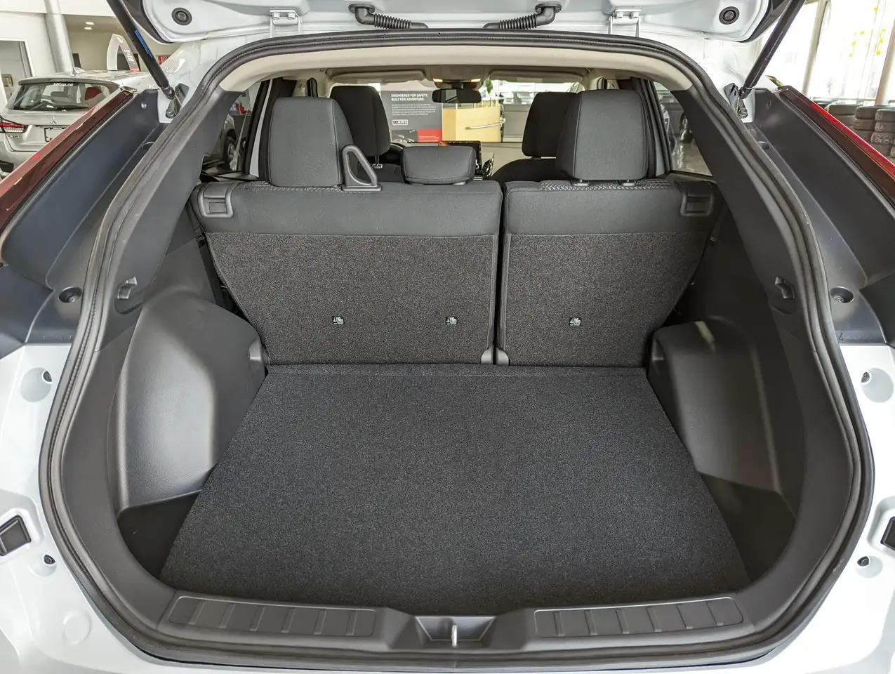 Mitsubishi Eclipse Cross снимка Mitsubishi Eclipse Cross