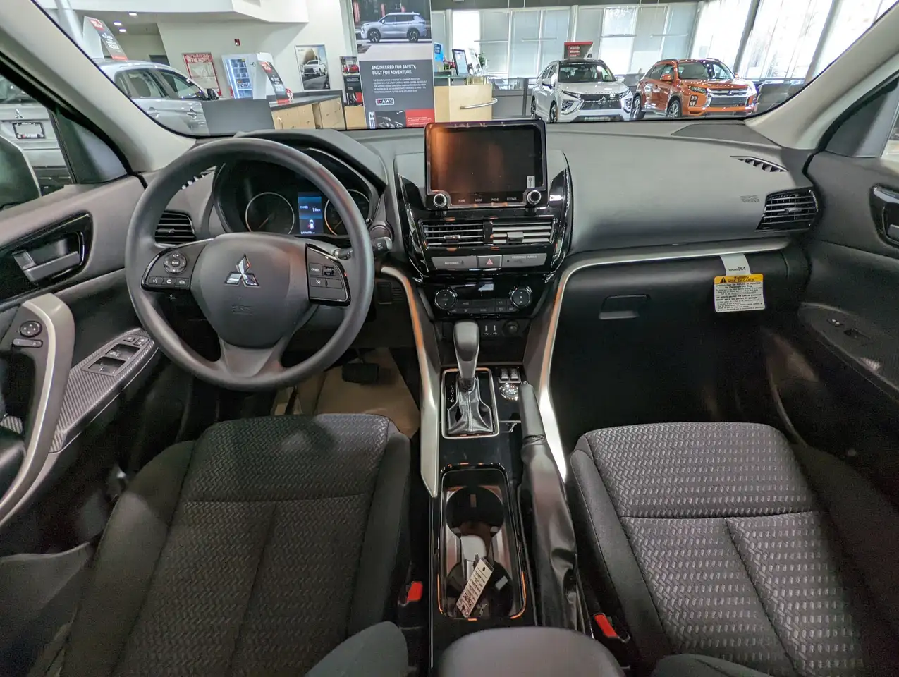 Mitsubishi Eclipse Cross снимка Mitsubishi Eclipse Cross