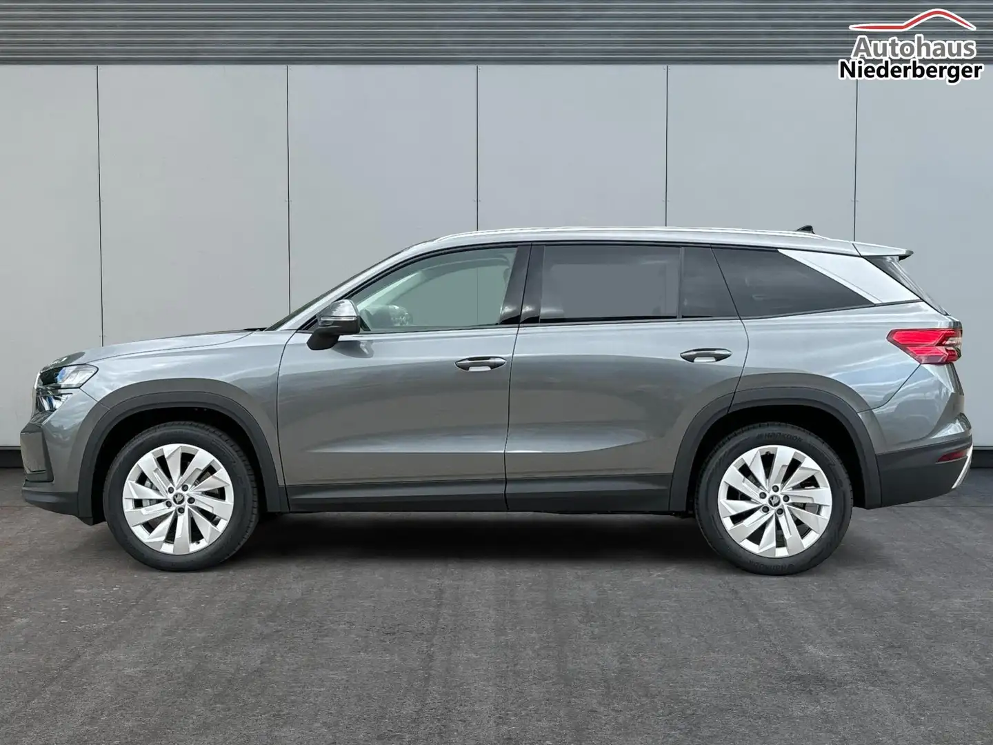 Skoda Kodiaq Selection NAVI+19''ALU+ACC+KAMERA+el.HECKKL. 1.... Grau - 2