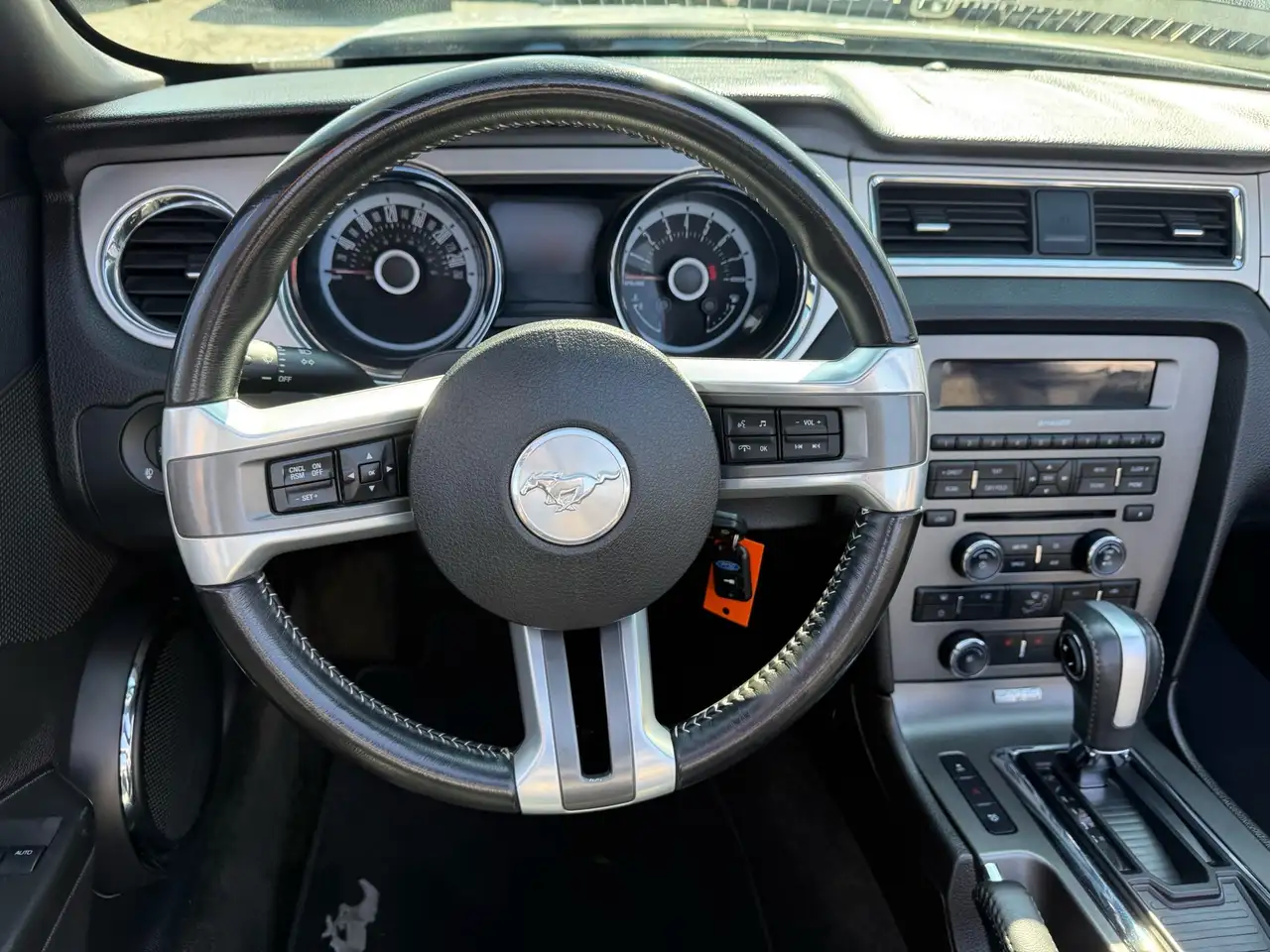 Ford Mustang снимка Ford Mustang