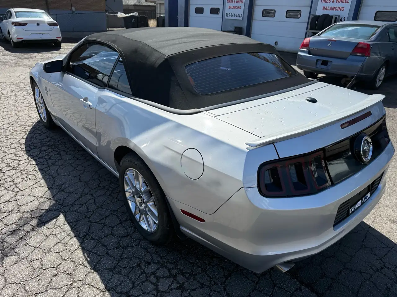 Ford Mustang снимка Ford Mustang