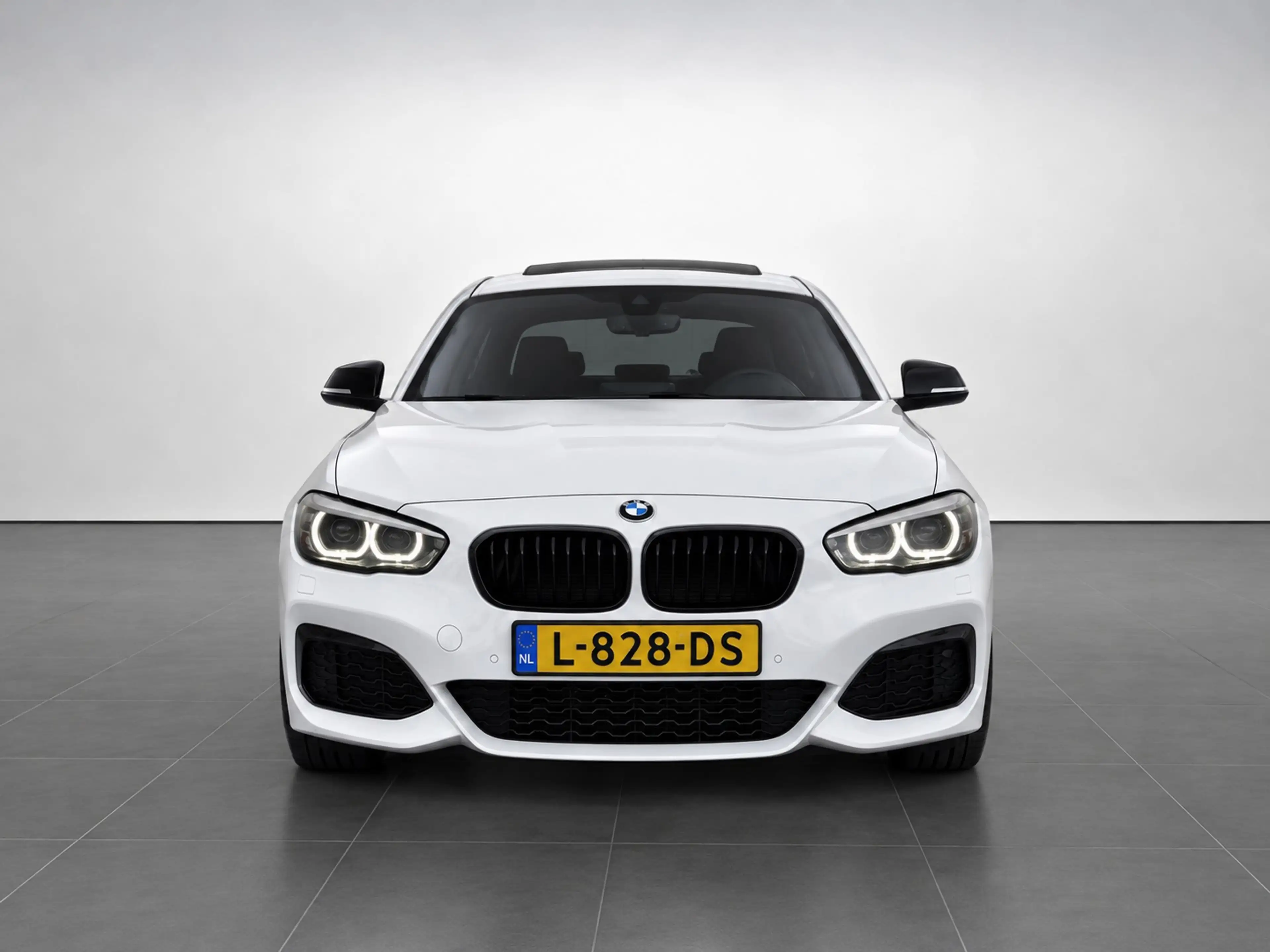 BMW 135 1-serie BMW M135i AUTOMAAT | M-SPORT | SCHUIF-/KAN — photo 7