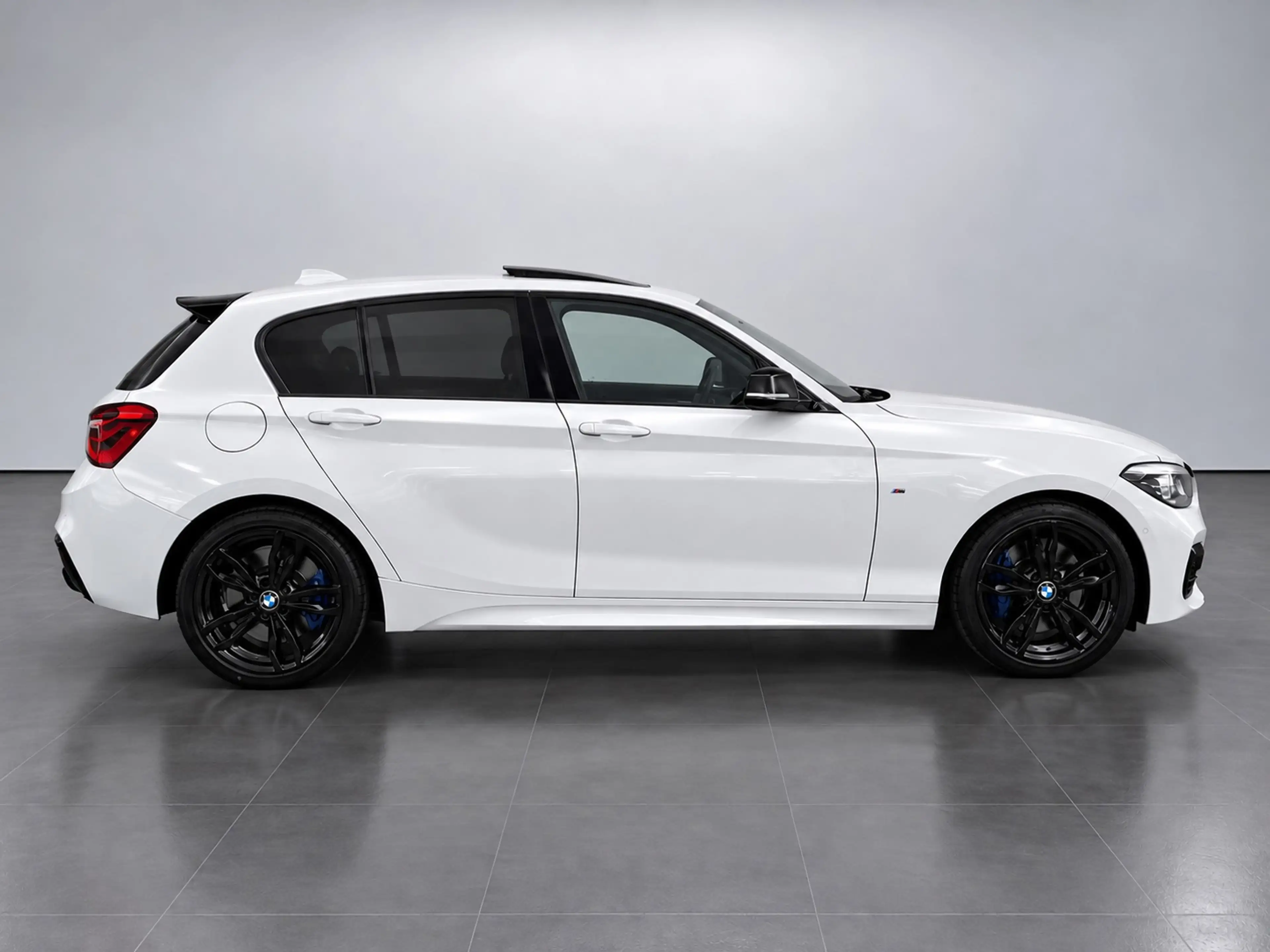 BMW 135 1-serie BMW M135i AUTOMAAT | M-SPORT | SCHUIF-/KAN — photo 11