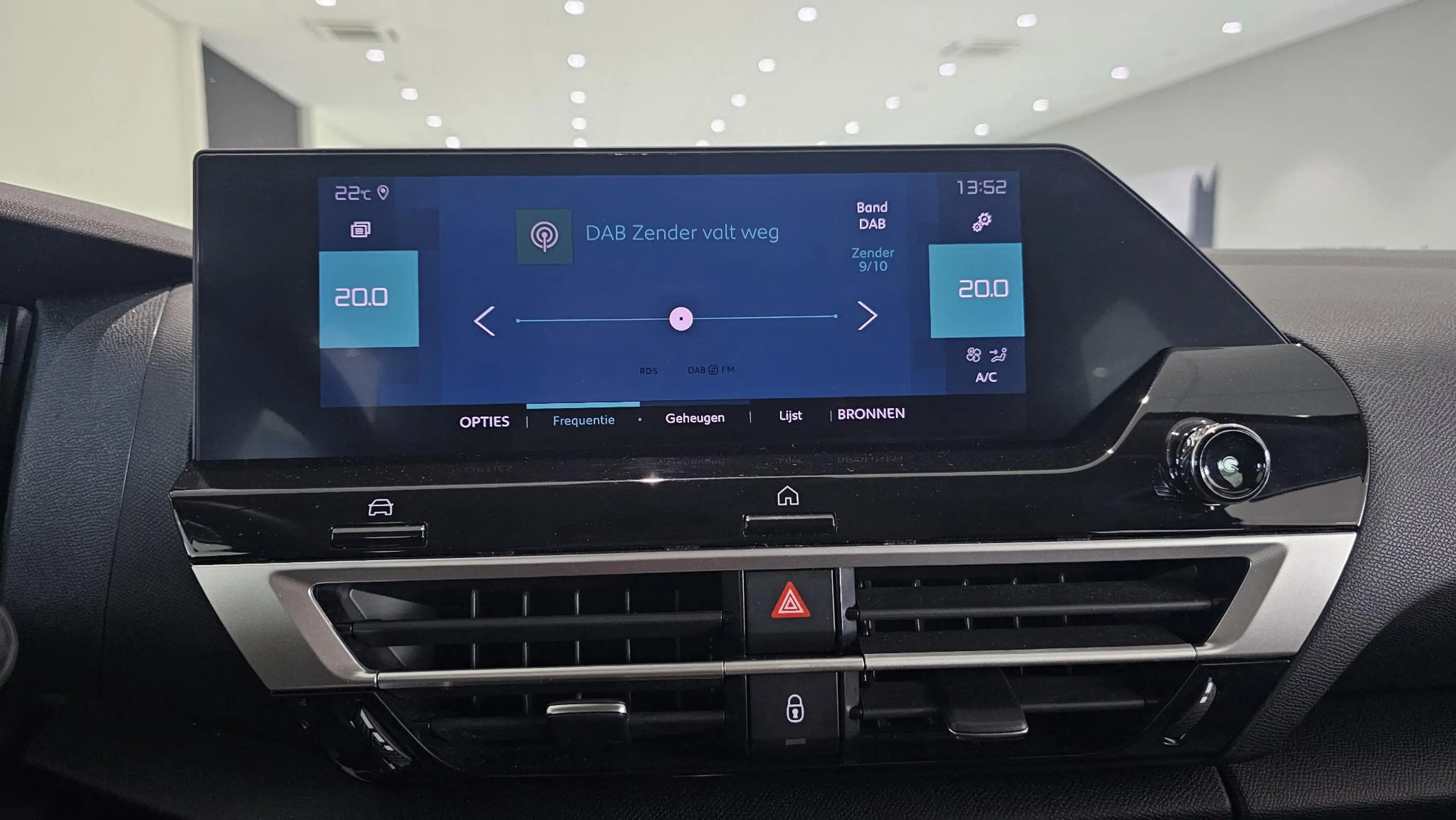 Citroen E-C4 Electric Feel 50 kWh Climate Control | Full Map Navigatie | — photo 14