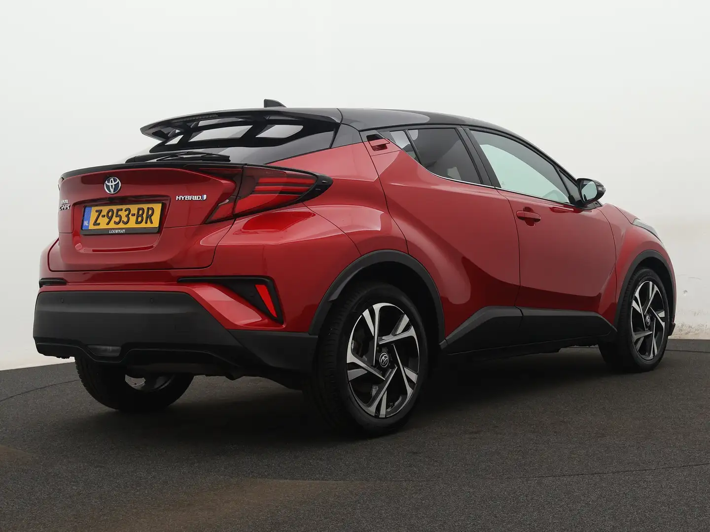 Toyota C-HR 1.8 Hybrid Style Limited | Premium Pack | Stoelver Rot - 2