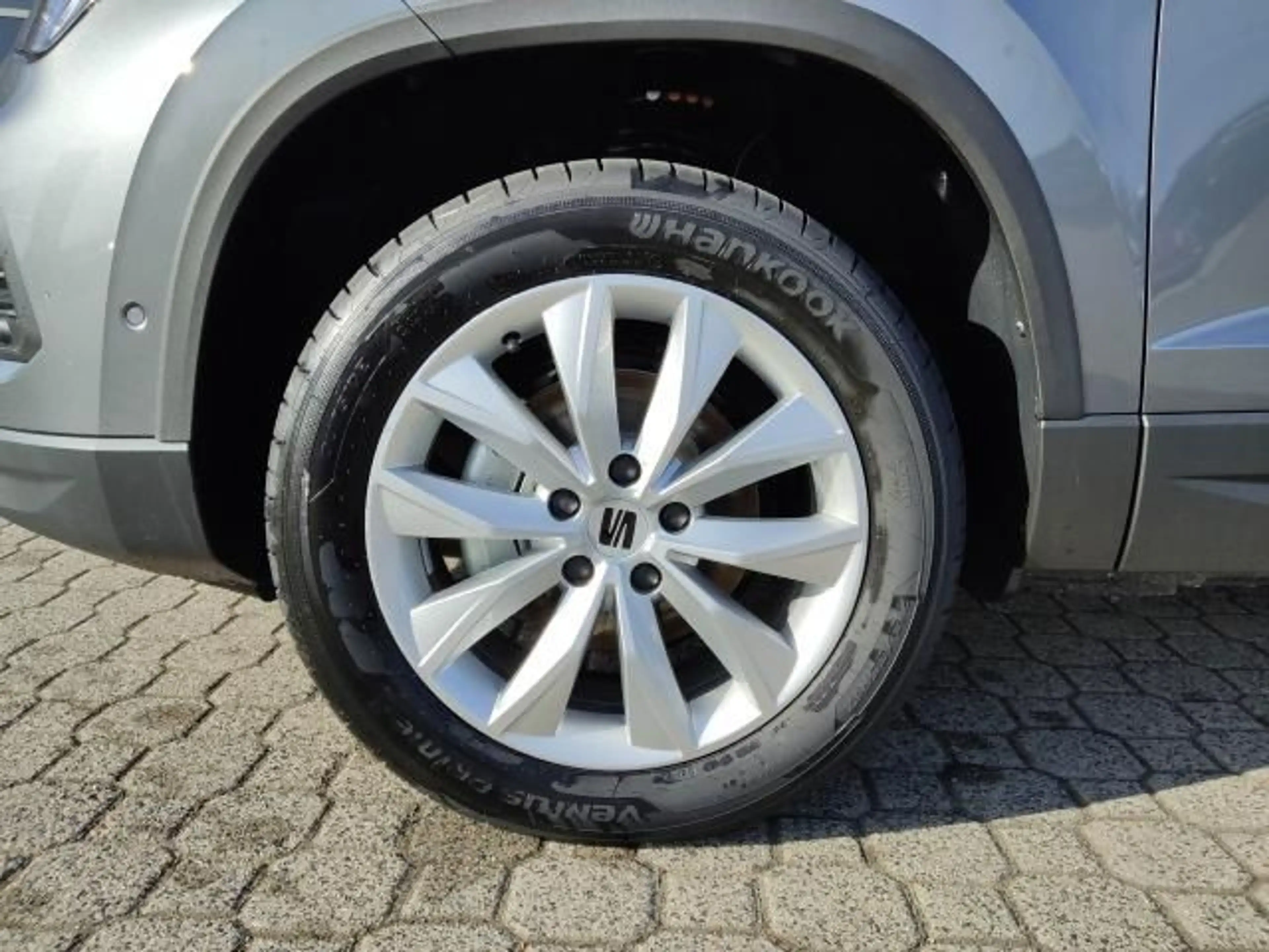 SEAT Ateca ATECA ROAD EDITION 1.5 TSI DSG NAVI PARKLENKASS. — photo 4