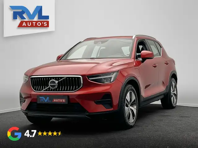 2022 Volvo XC40 in Red for sale
