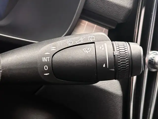 Volvo XC40 view 24
