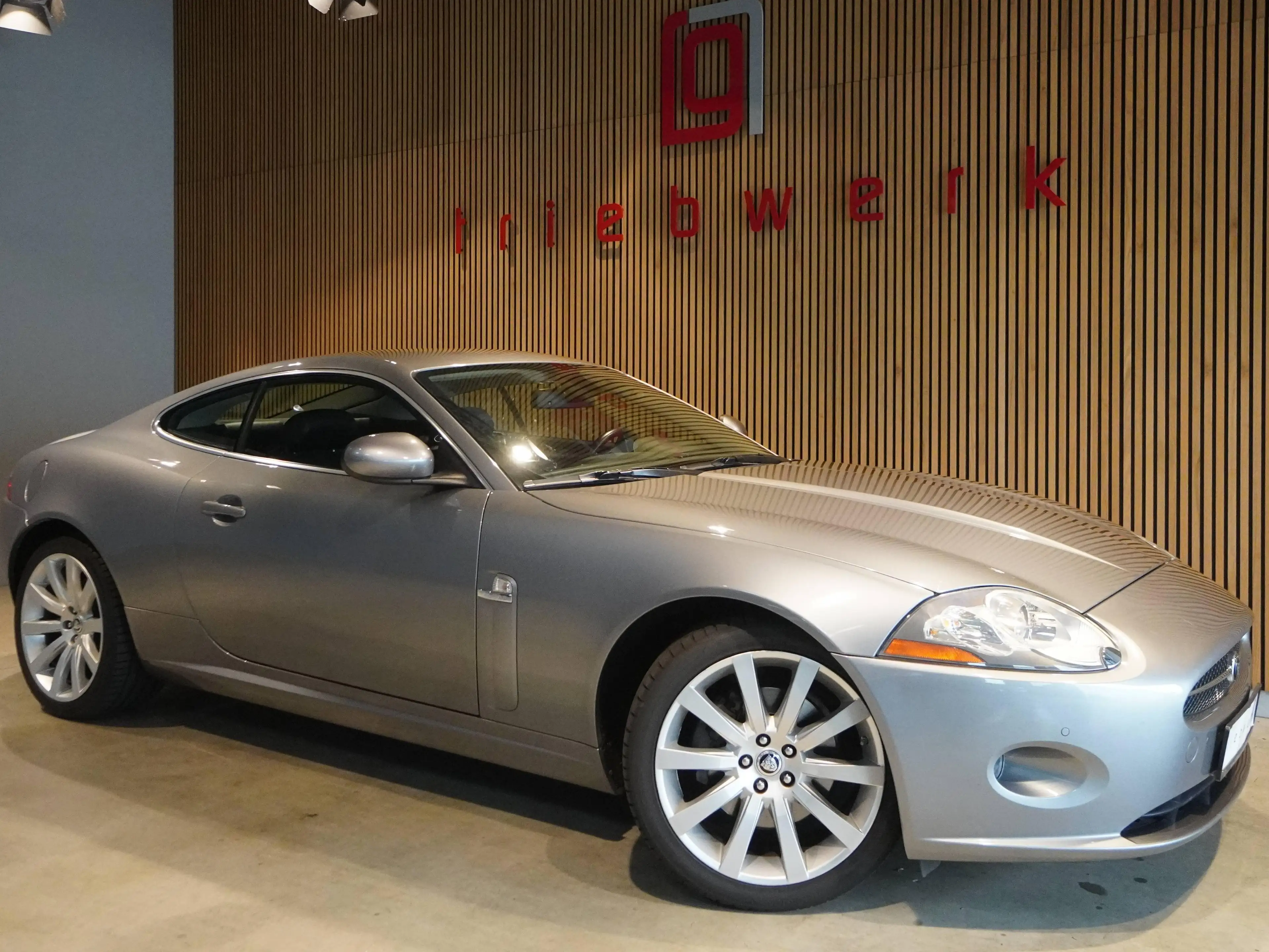 Jaguar XK XK 3.5 Coupe- U-frei-Traum Zustand - — photo 2