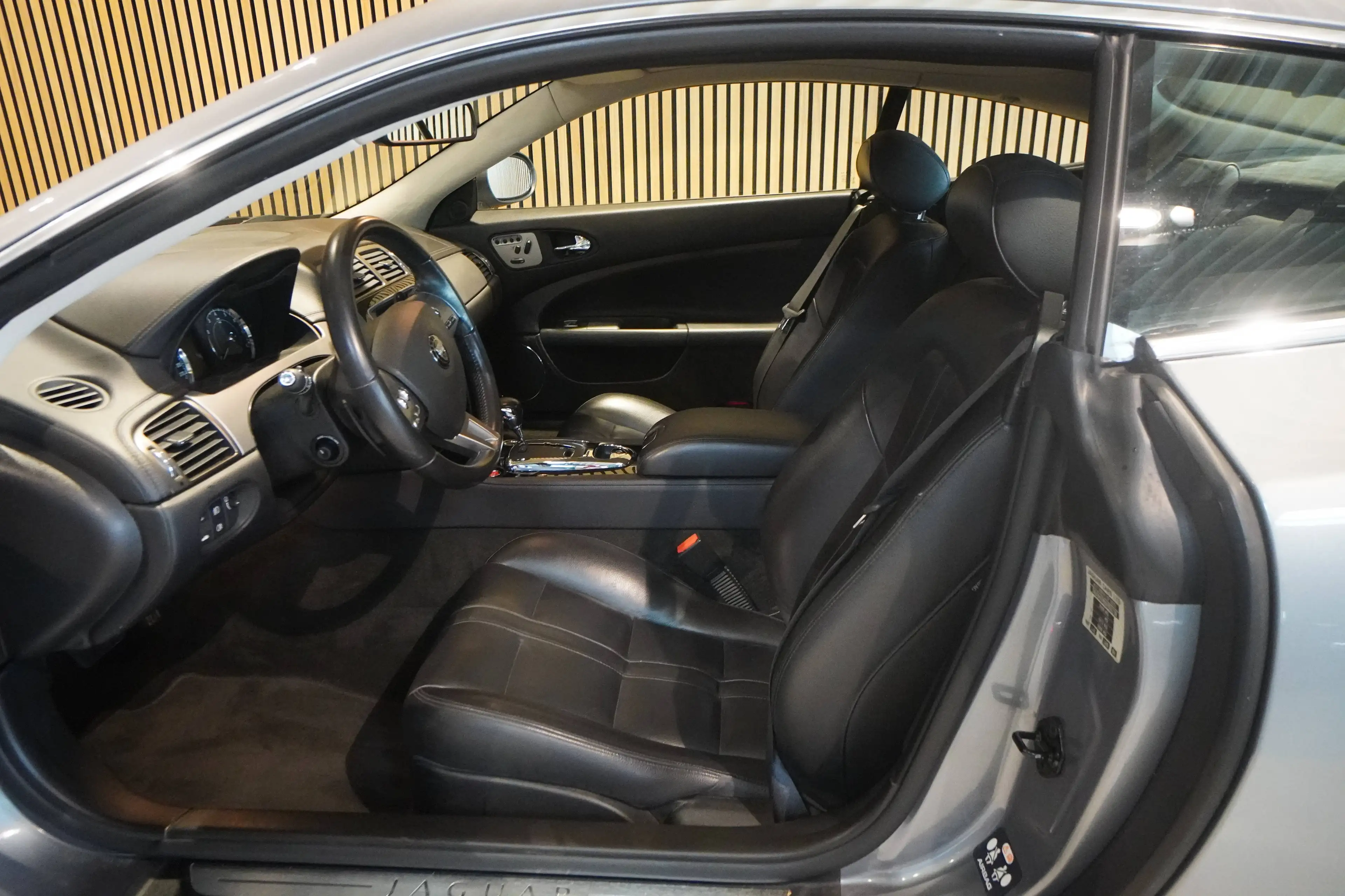 Jaguar XK XK 3.5 Coupe- U-frei-Traum Zustand - — photo 5
