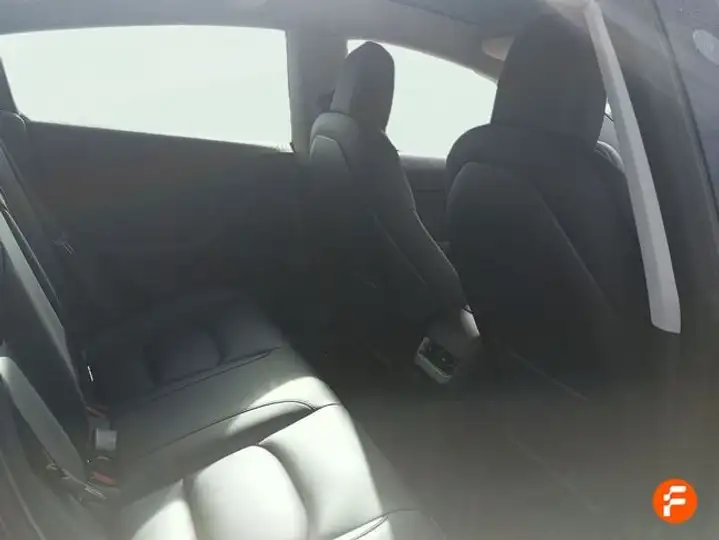 Tesla Model 3 2023, foto 14