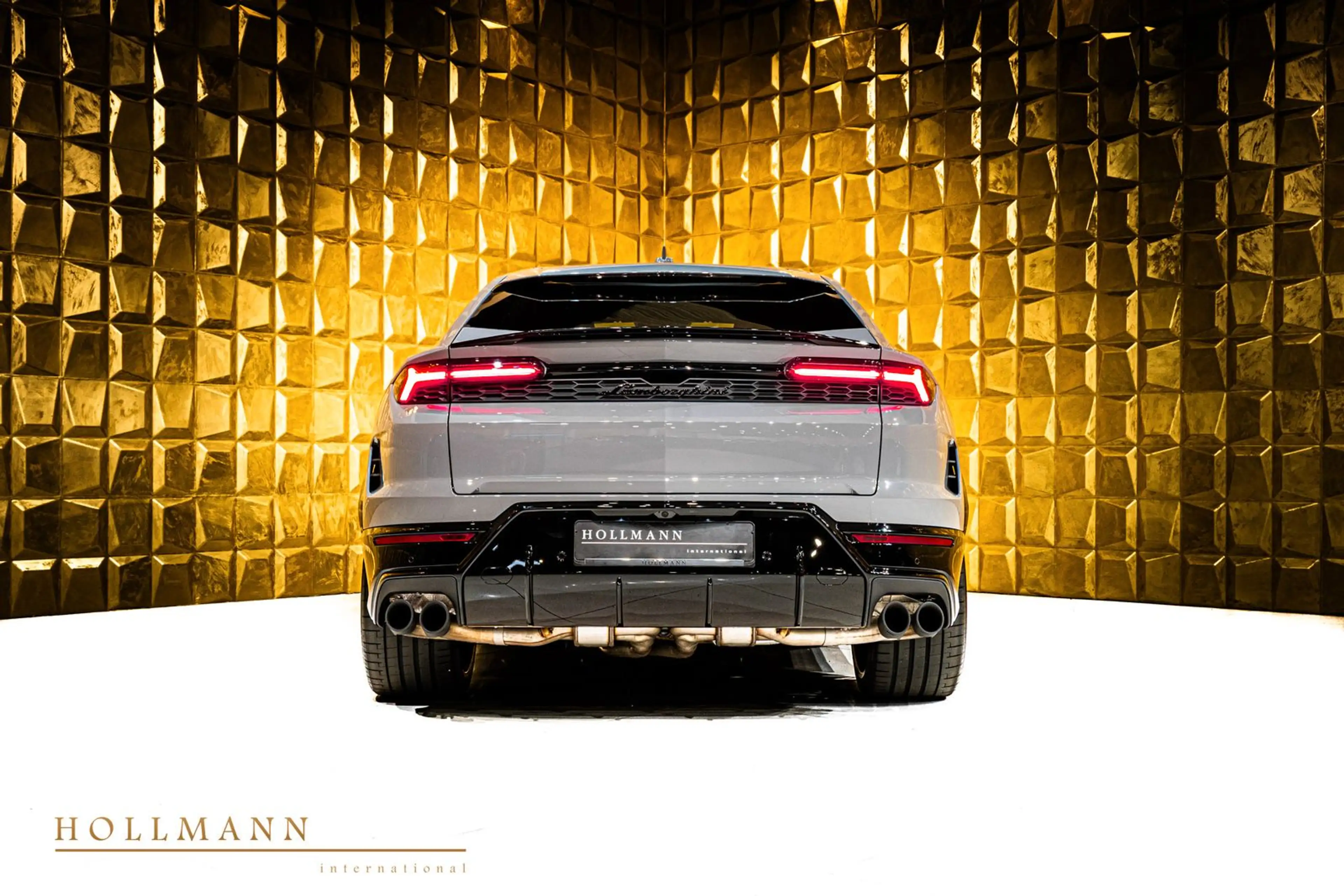 Lamborghini Urus SE + B&O + ANIMA + TV + Panoramic — photo 5
