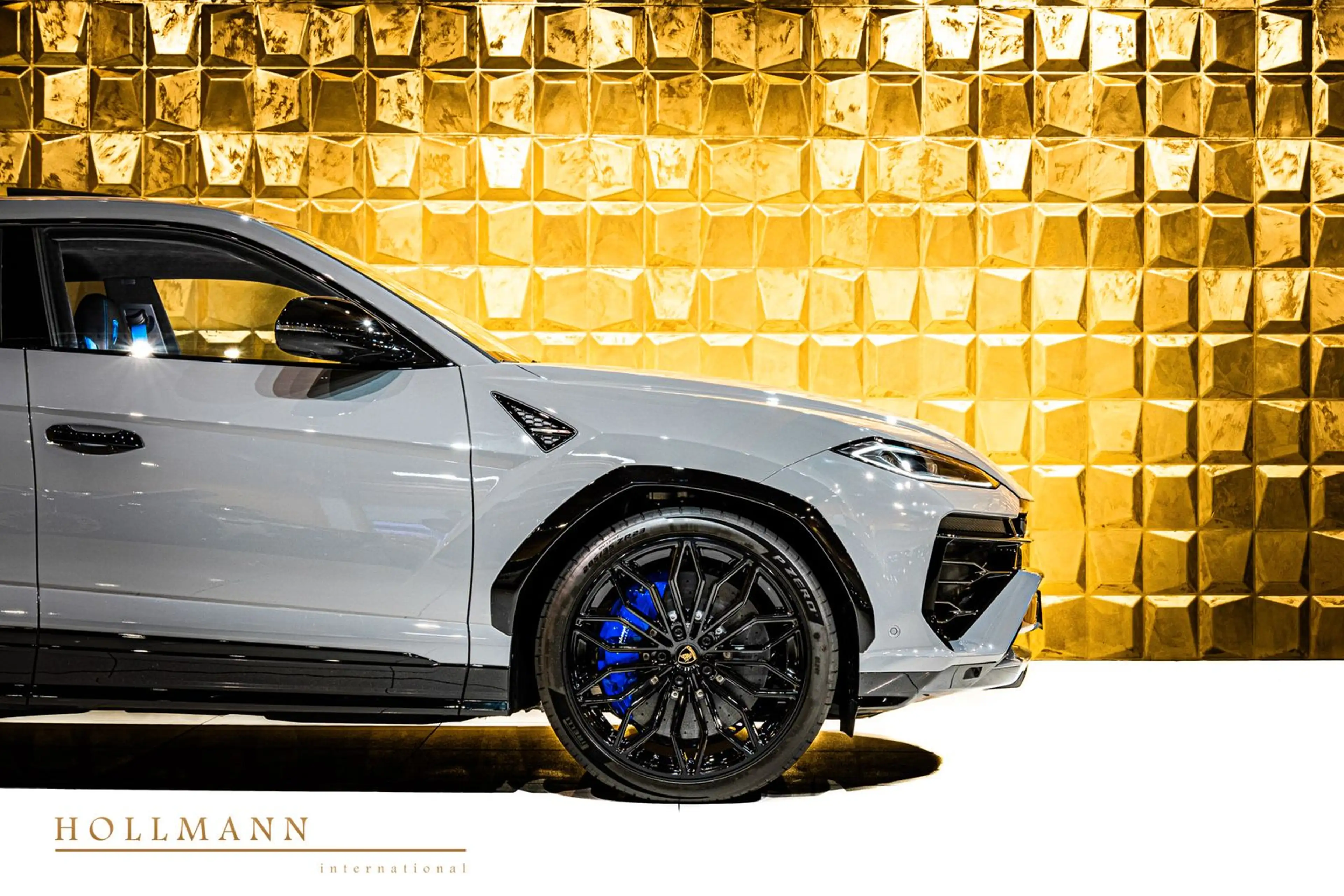 Lamborghini Urus SE + B&O + ANIMA + TV + Panoramic — photo 9