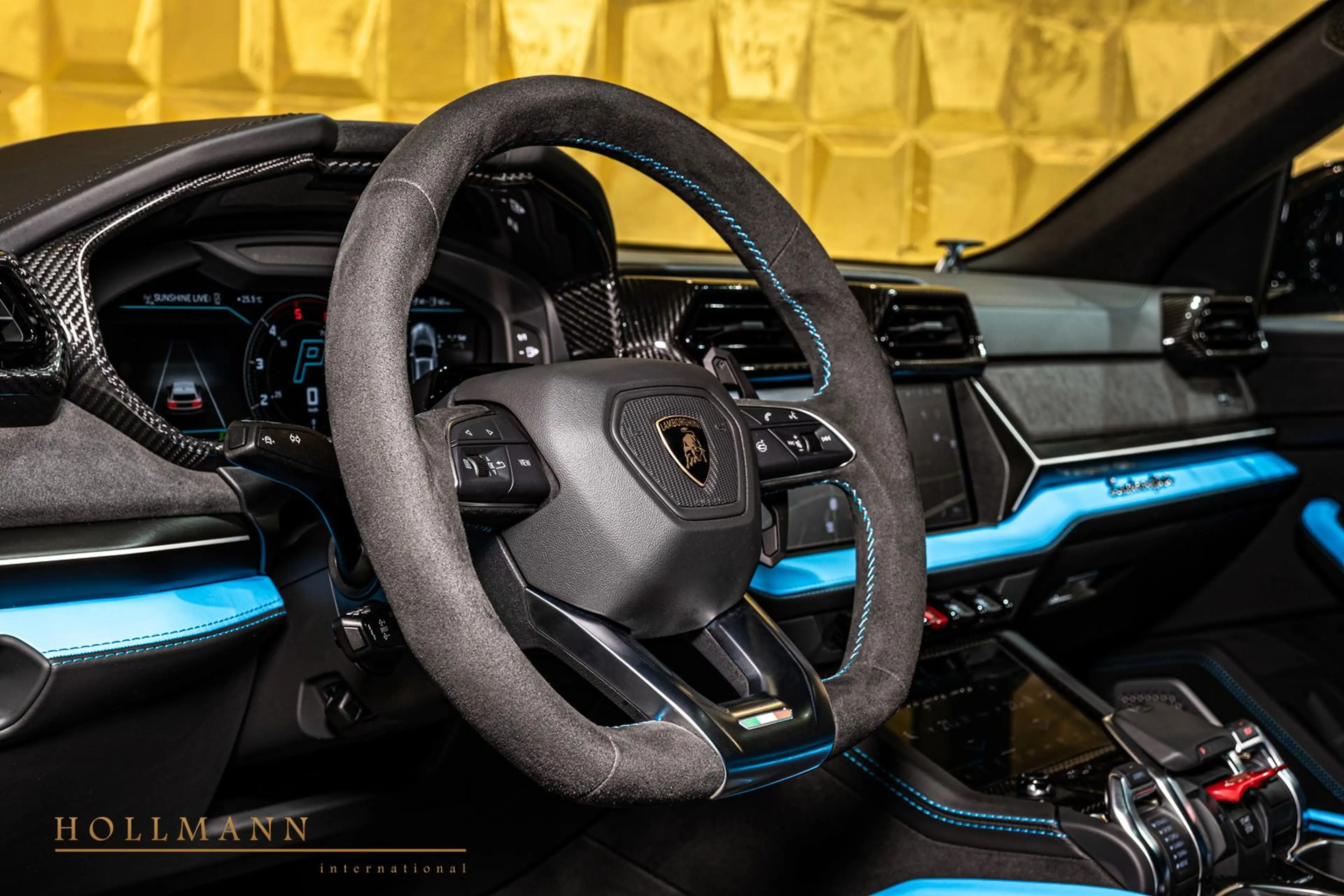 Lamborghini Urus SE + B&O + ANIMA + TV + Panoramic — photo 13