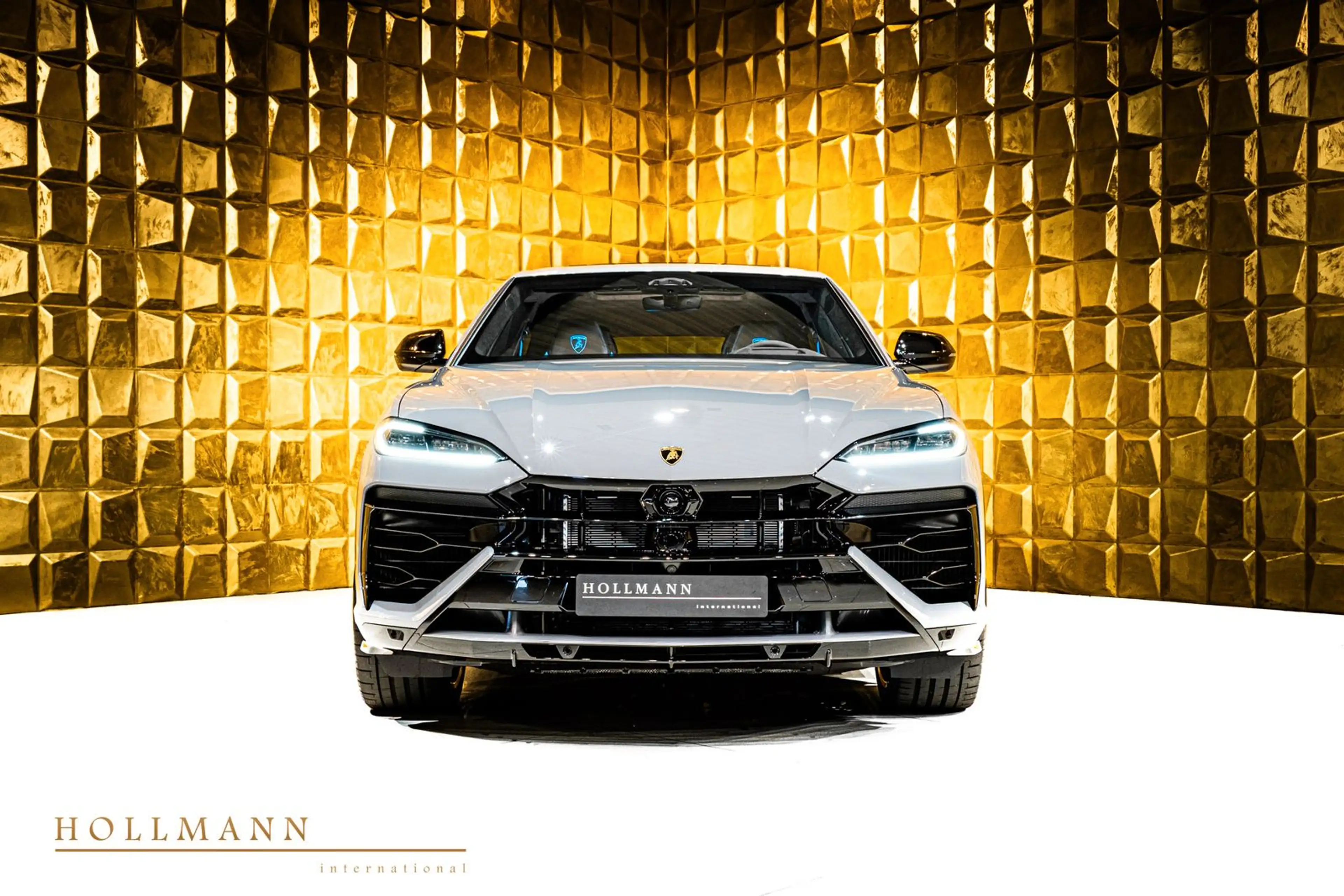 Lamborghini Urus SE + B&O + ANIMA + TV + Panoramic — photo 2