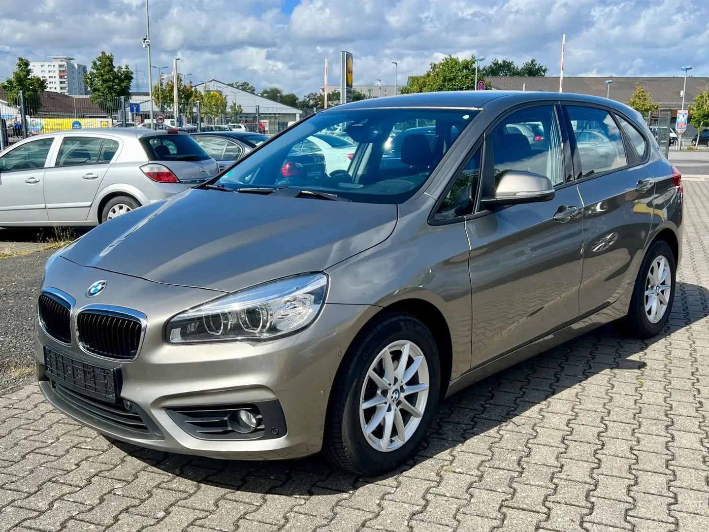 BMW 220 Silber - 1