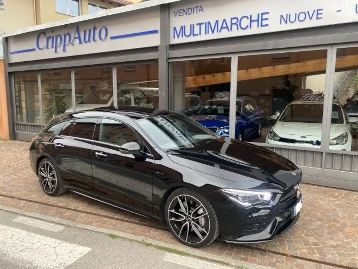 Mercedes-Benz CLA 35 AMG Shooting Brake 4Matic Premium Nero - 1