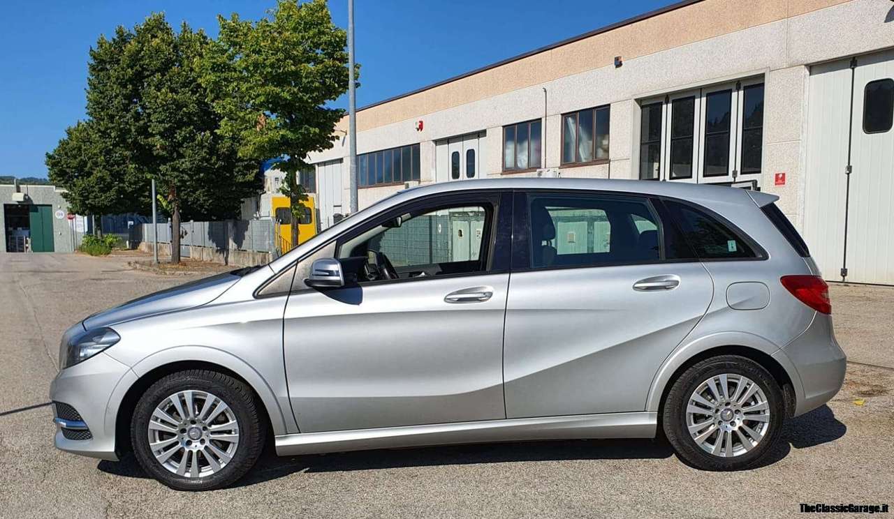 Mercedes-Benz B 200 B 200 c (ngd) Executive