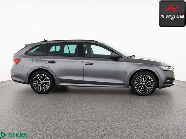 Skoda Octavia view 6
