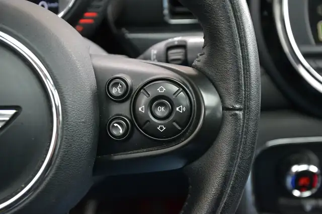 Mini Clubman view 11