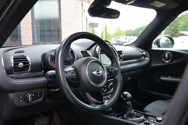Mini Clubman view 5