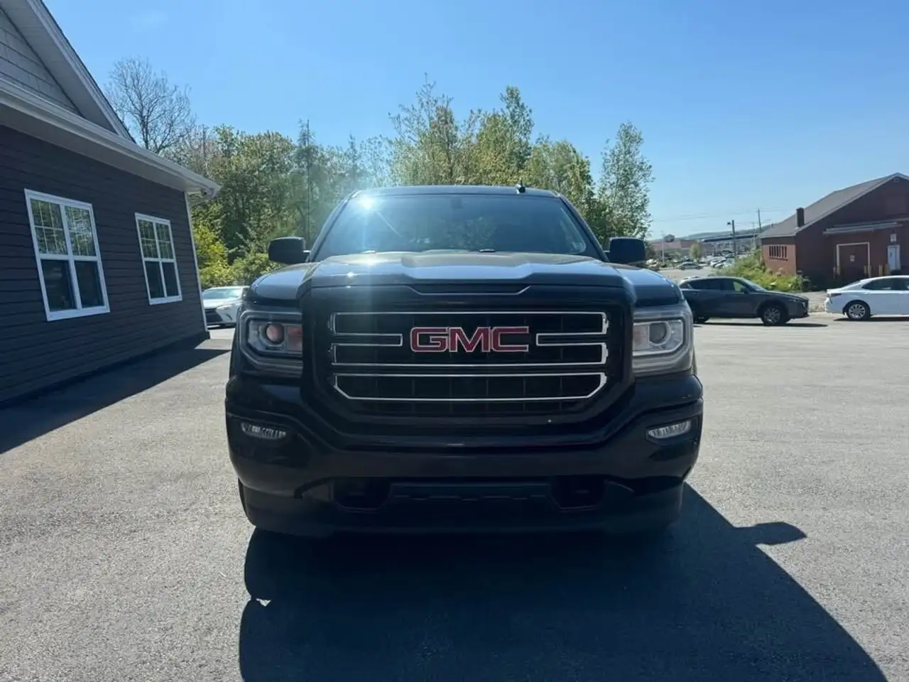 GMC Sierra 1500 снимка GMC Sierra 1500