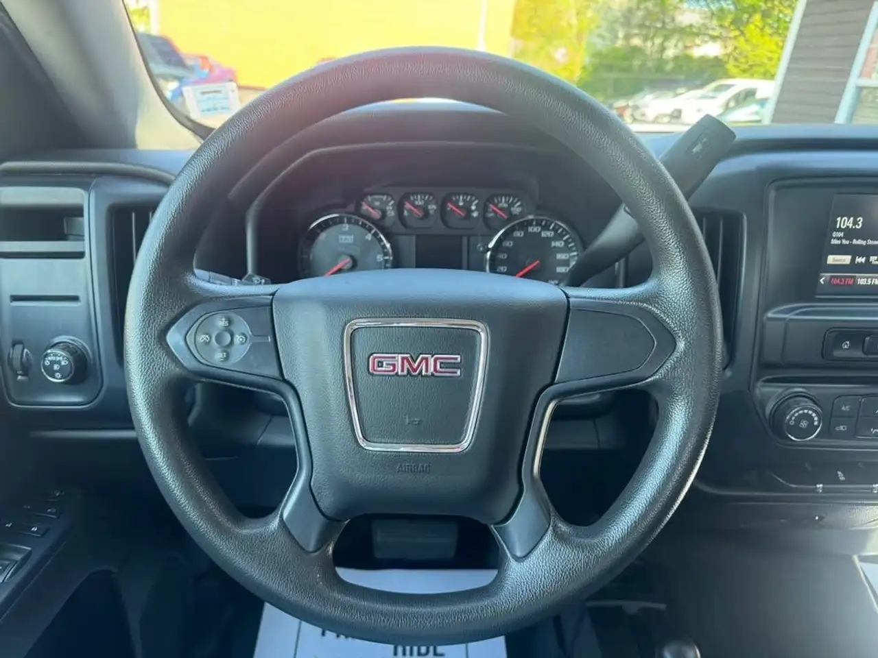 GMC Sierra 1500 снимка GMC Sierra 1500