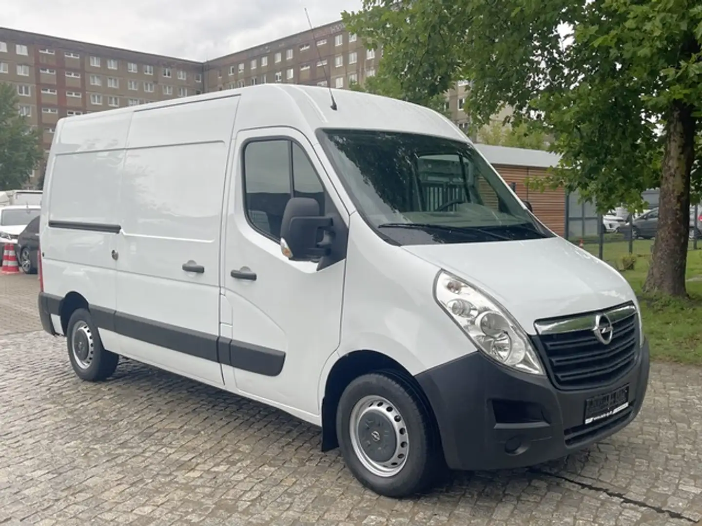 Opel Movano B 2.3 CDTI L2H2 3300 Klima*AHK*Tempomat Weiß - 2