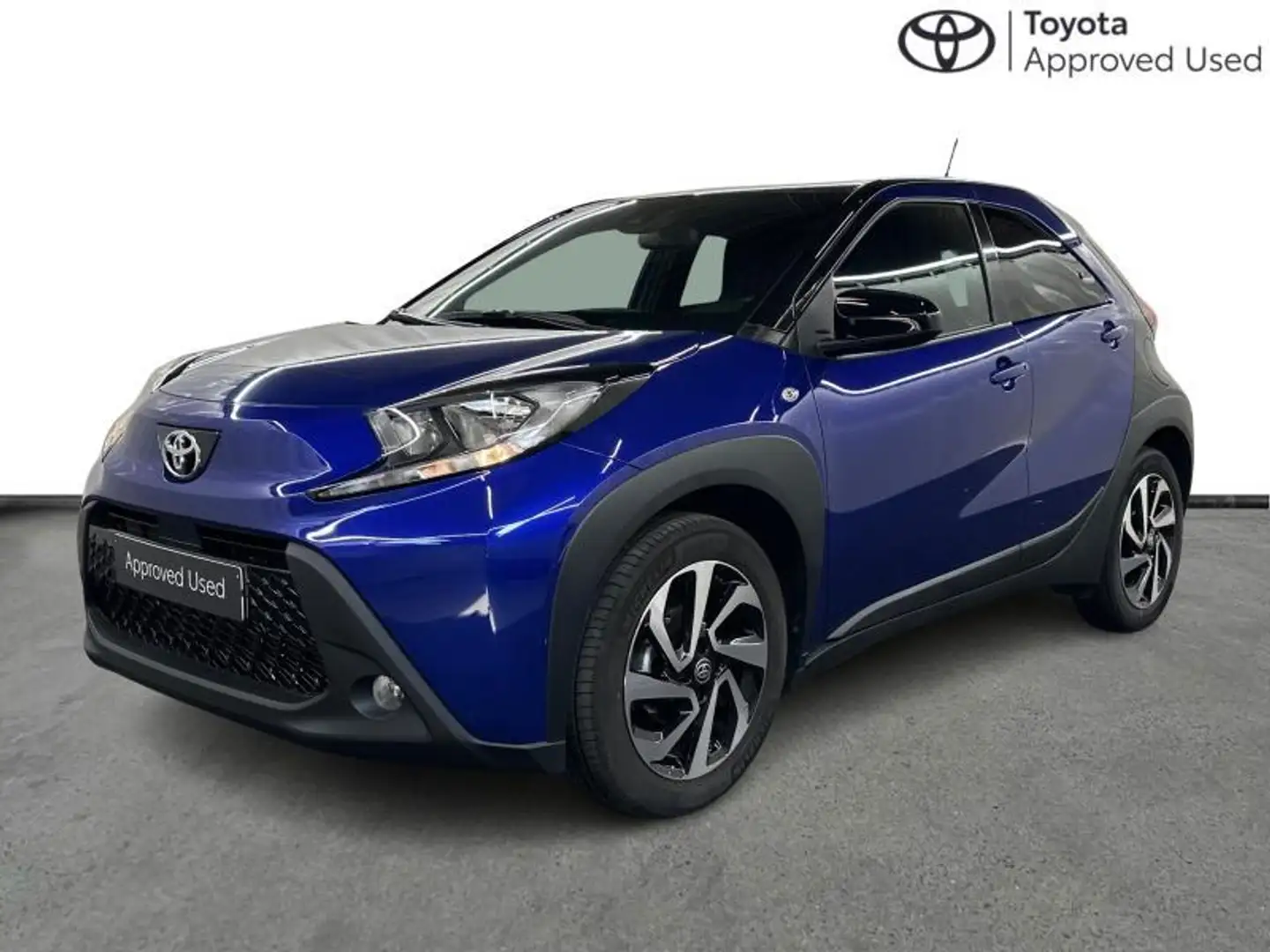 Toyota Aygo X pulse Blauw - 1