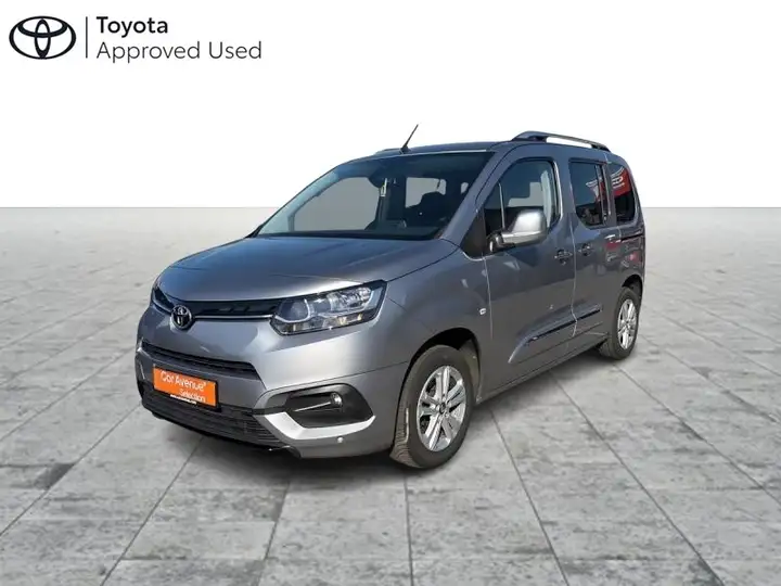 Toyota Verso FAMILY