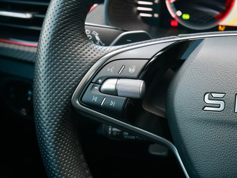 Skoda Scala 1.5 TSI DSG Monte Carlo+Matrix+5J Garantie — photo 23