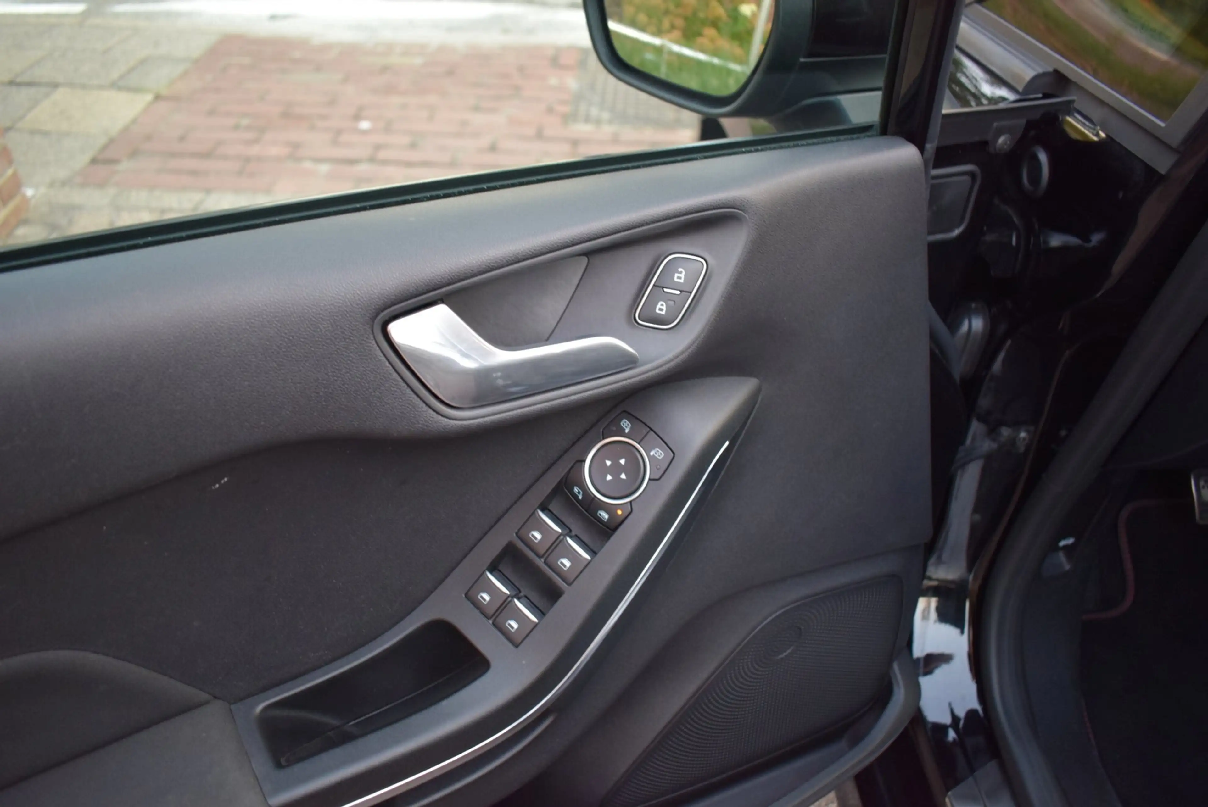 Ford Fiesta 1.0 EcoBoost Titanium ST-LINE AIRCO-ECC/NAVI/CRUIS — photo 12