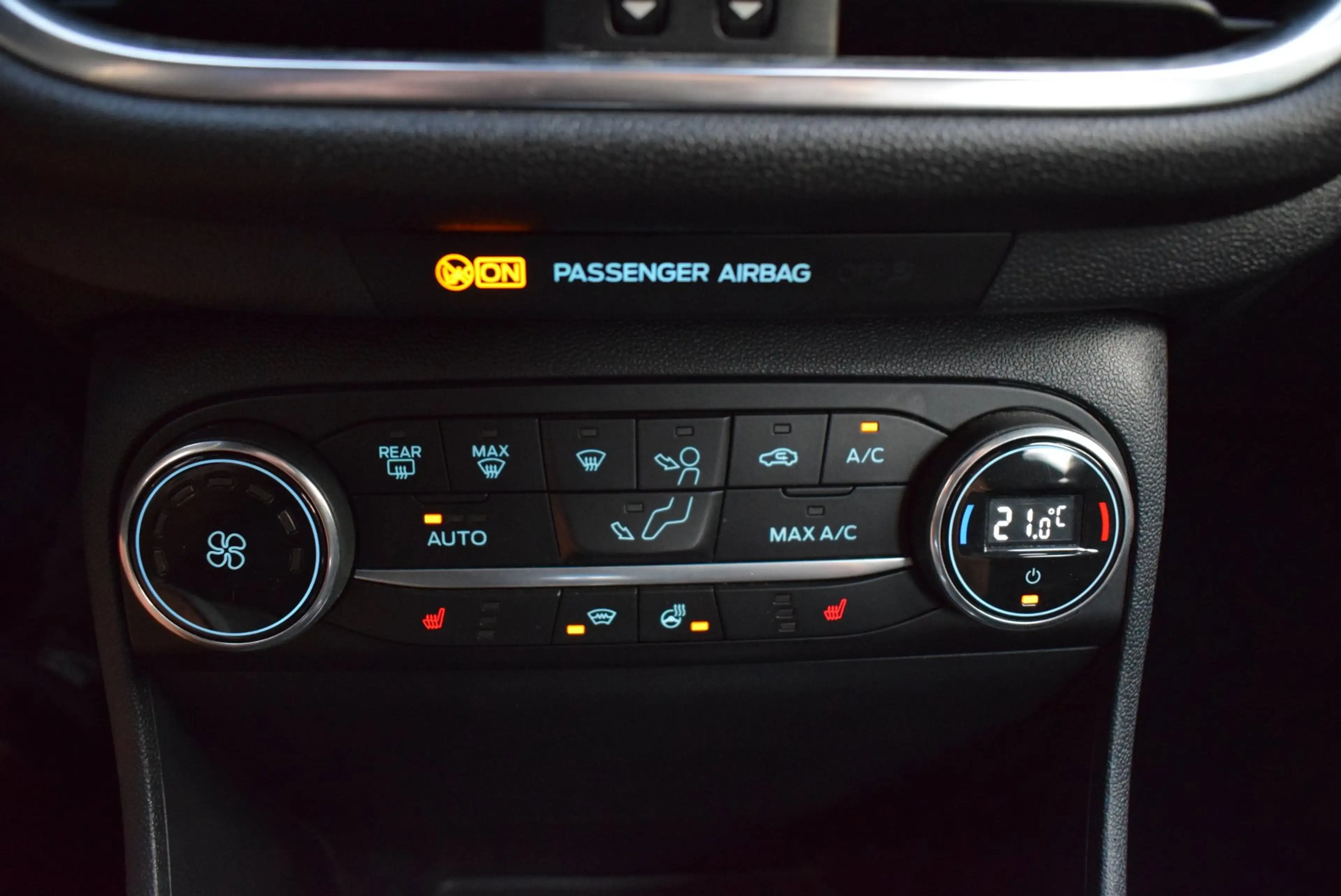 Ford Fiesta 1.0 EcoBoost Titanium ST-LINE AIRCO-ECC/NAVI/CRUIS — photo 22