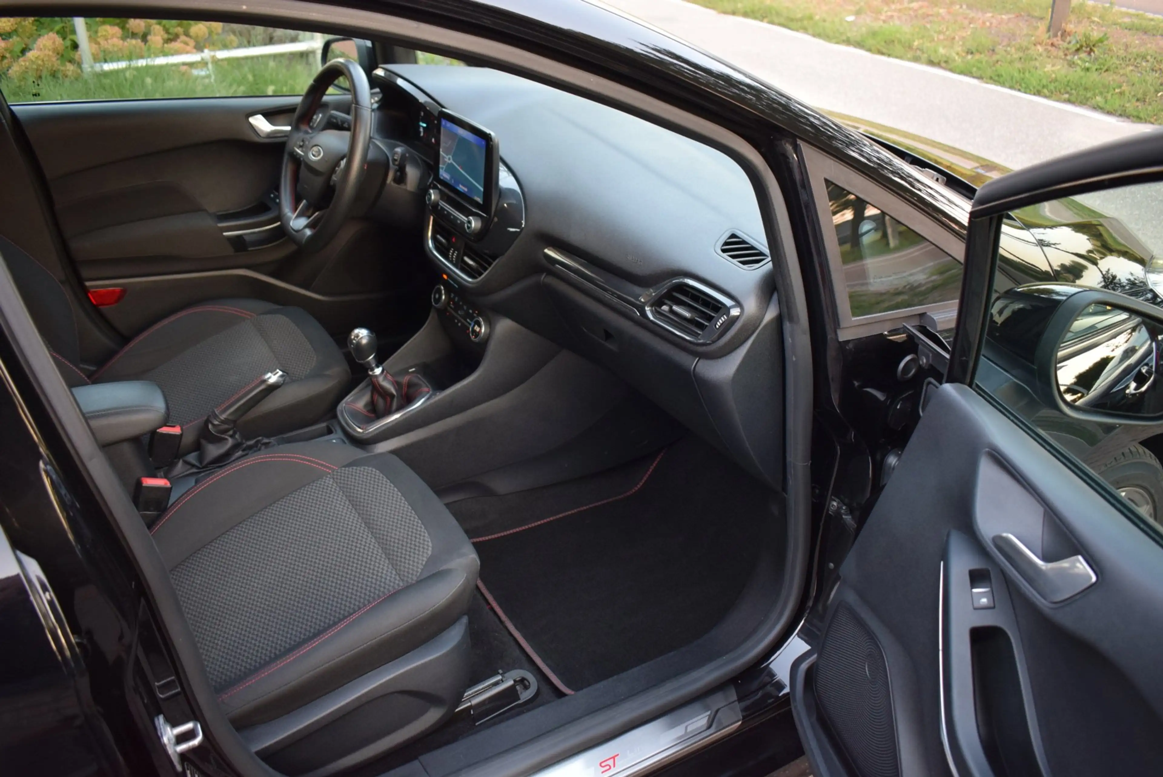 Ford Fiesta 1.0 EcoBoost Titanium ST-LINE AIRCO-ECC/NAVI/CRUIS — photo 7