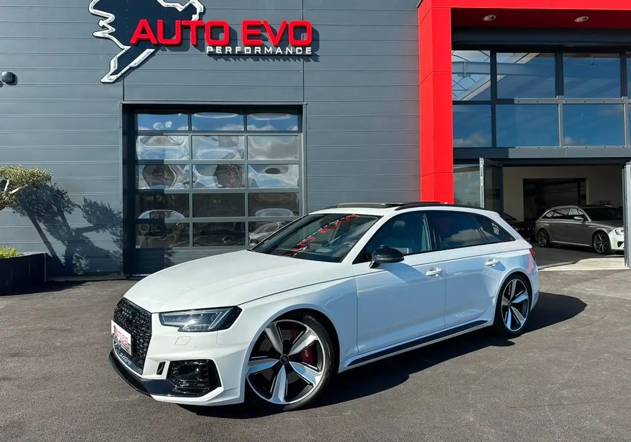 Audi RS4