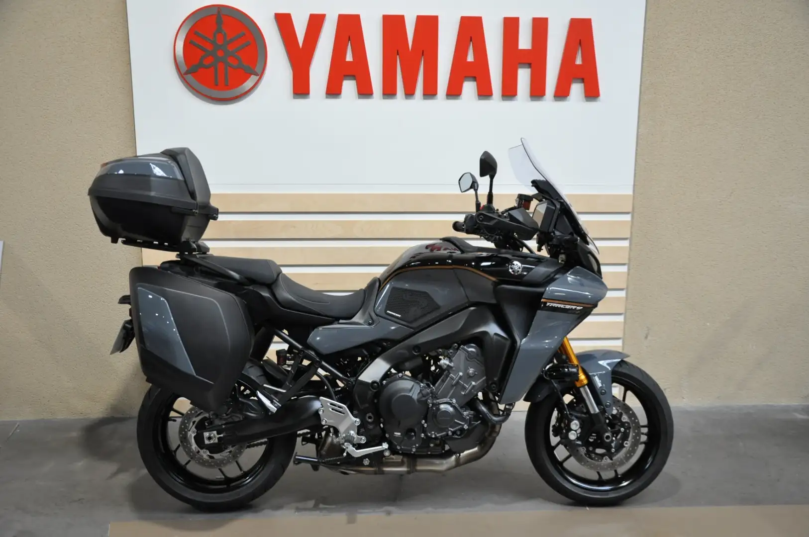 Yamaha Tracer 9 GT Noir - 1