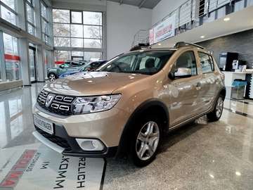 Stepway 1.0 Ambiance WENIG KM/8-FACH BEREIFT