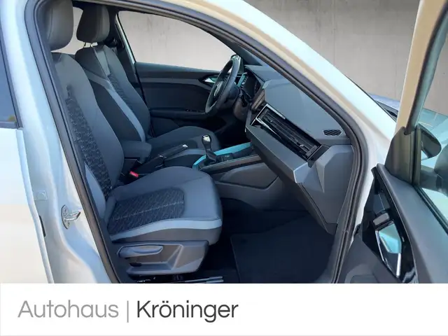 Audi A1 view 9