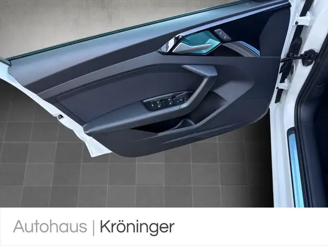 Audi A1 view 8
