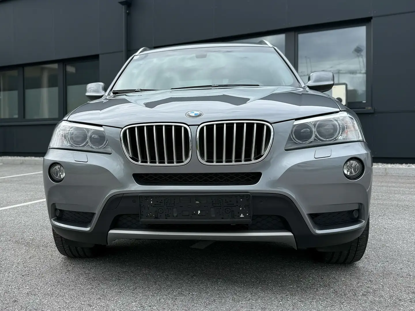 BMW X3 xDrive 20i Argent - 2