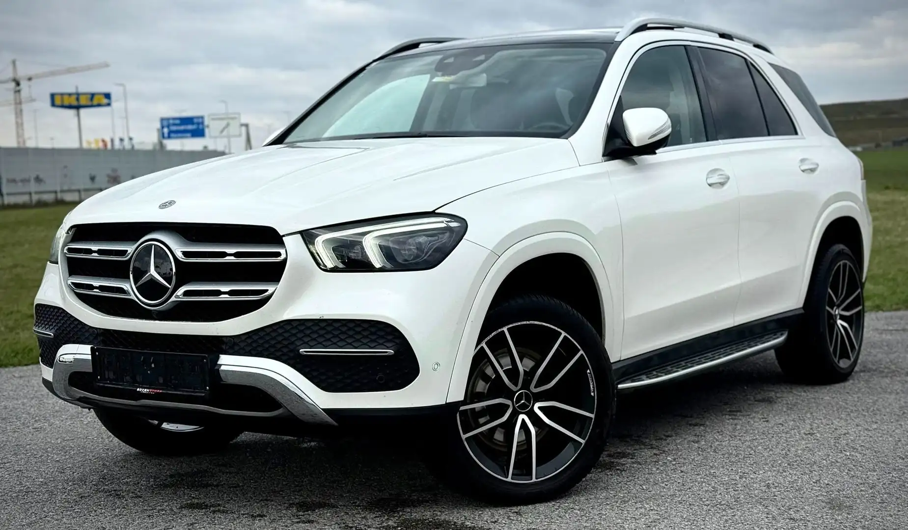 Mercedes-Benz GLE 450 GLE 450 4Matic Pano HeadUp Luft Massage AHK Voll Weiß - 1