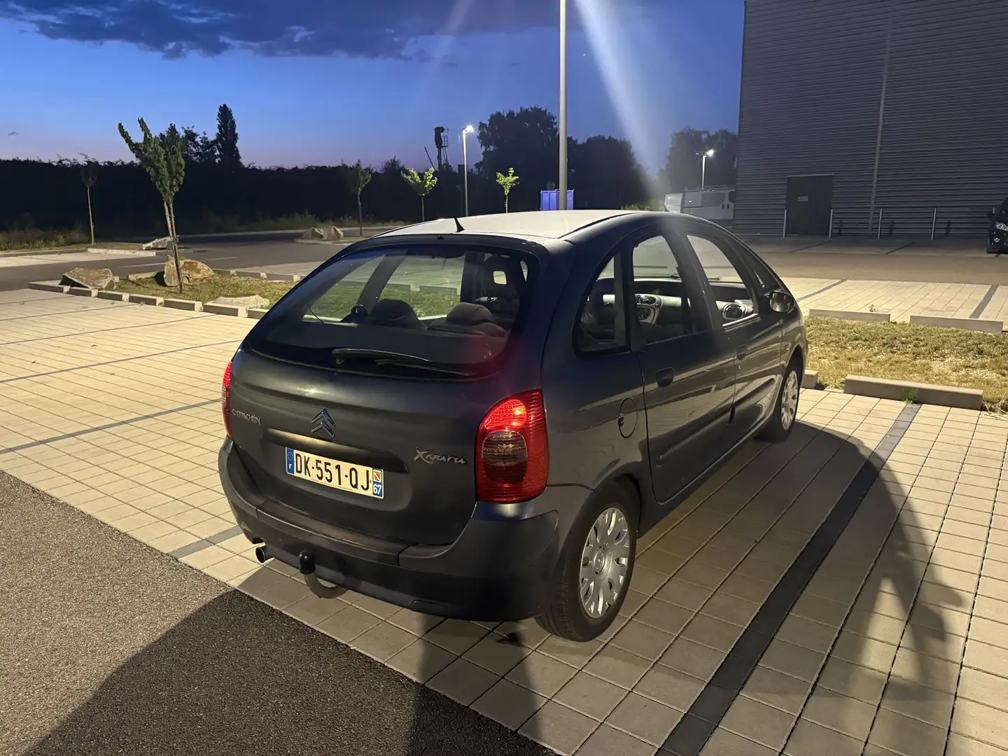 Citroen Xsara Picasso 2.0 HDi 90 Exclusive - 2