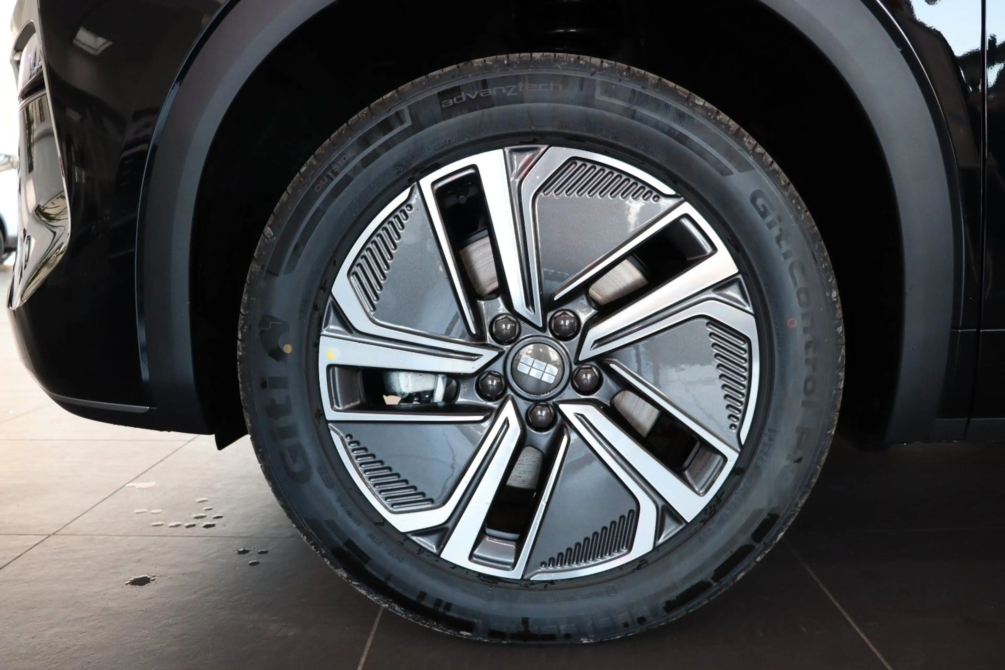 Geely Starray EM-i PRO 1.5 PHEV ACC 360° Leder AKTION — photo 17